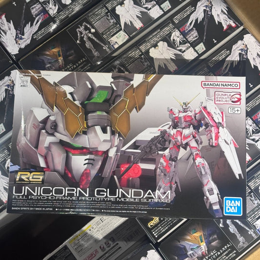 Bandai 1/144 RG 025 獨角獸高達 RX-0 UNICORN GUNDAM 高達 5061620