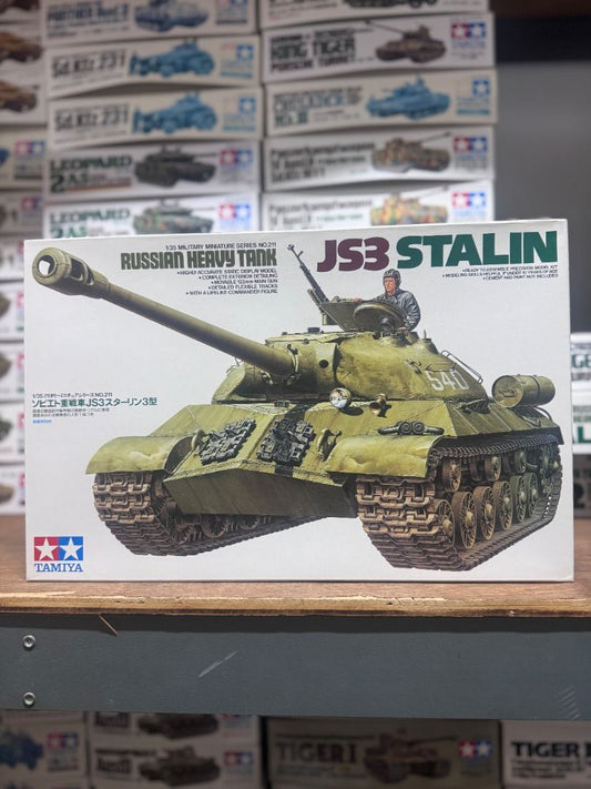 田宮 Tamiya 35211 1/35 Russian Heavy Tank JS3 Stalin Model Kit
