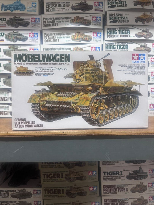 田宮 Tamiya 35237 1/35 German Self Propelled AA Gun Mobelwagen Model Kit